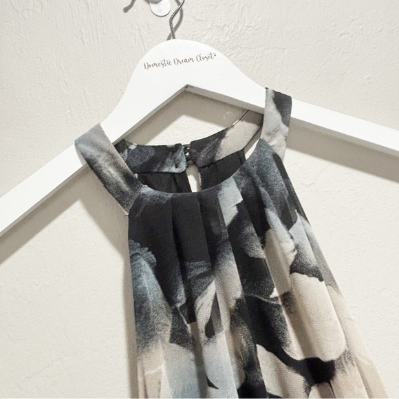 ASTR THE LABEL Women’s Black Gray Floral Pleated Halter Mini Dress Size XS/S - Picture 3 of 10